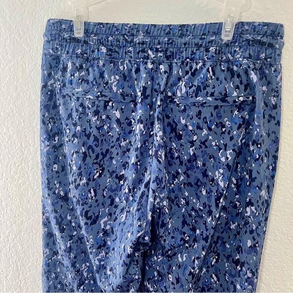 Athleta Women's Avenue Wide Leg Crop Pant size 10 - Picture 9 of 15